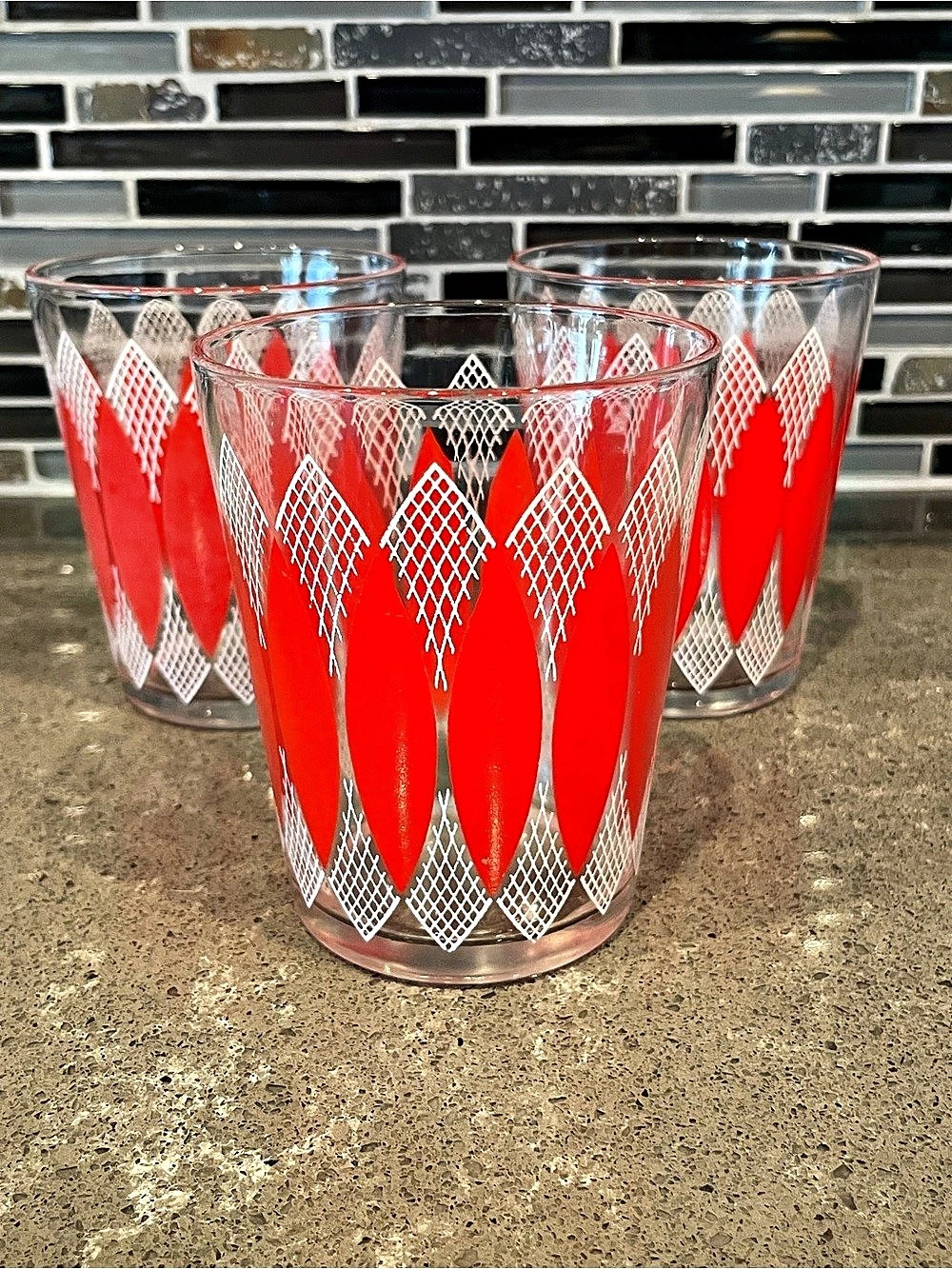 Vintage mid-century modern (MCM) drinking glasses 
Set of 3